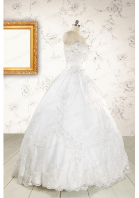 2015 Puffy Appliques Quinceanera Dress in White