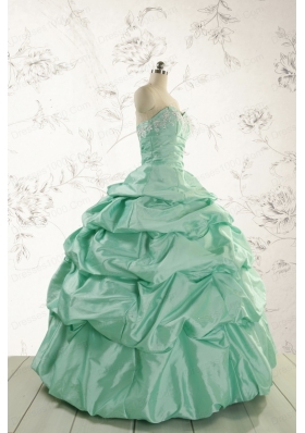 2015 Luxurious Apple Green Quinceanera Dress with Beading and Pick Up