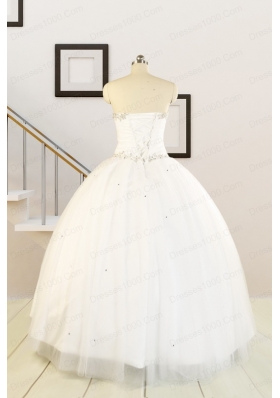 2015 White Elegant Quinceanera Dresses with Beading