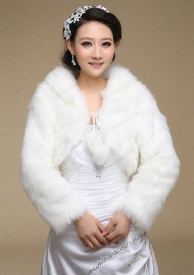 2015 Elegant Sweetheart Purple Quinceanera Dresses with Embroidery