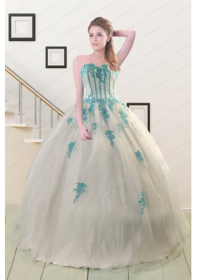 2015 Fashionable Appliques Quinceanera Dresses in White