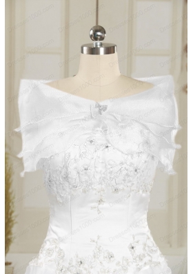 2015 White Taffeta Dresses For a Quinceanera with Beading and Pick Ups