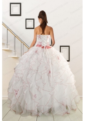 Sweetheart 2015 Fashionable Quinceanera Dresses with Appliques and Belt