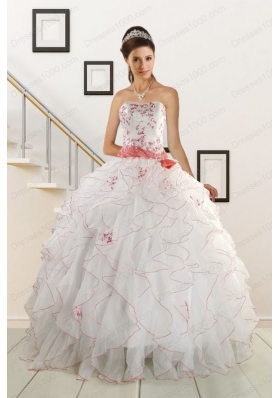 Sweetheart 2015 Fashionable Quinceanera Dresses with Appliques and Belt