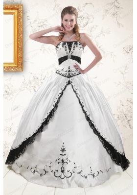 2015 New Style  Embroidery Quinceanera Dresses in White and Black