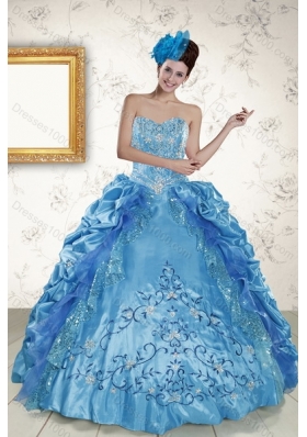 Beautiful Teal 2015 Quince Dresses with Embroidery and Pick Ups