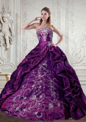 Detachable Embroidery Strapless Quinceanera Dress in Purple for 2015