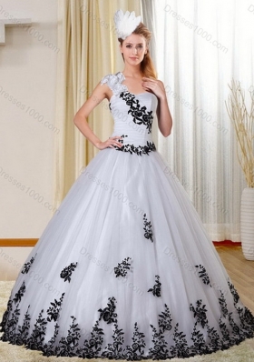 2015 Unique and Detachable One Shoulder Sweetheart White and Black Quinceanera Dress with Appliques
