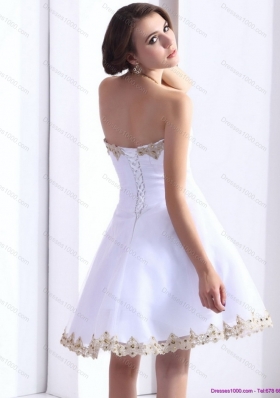 Sexy White Sweetheart Beaing Prom Gown with Appliques