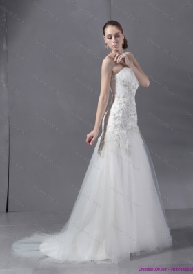 Cheap Ruffled White Wedding Dresses with Sequins and Brush Train