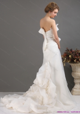 Ruffles Strapless Bownot White Wedding Dresses with Brush Train