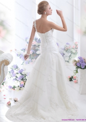 2015 The Super Hot One Shoulder Wedding Dress with Ruching and Lace