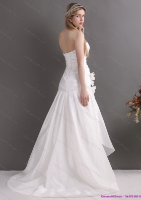 Cheap White Brush Train Sweetheart Ruching Wedding Dresses with Hand Made Flowers