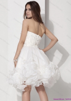 Top Selling White Strapless Ruffled Short Bridal Dresses with Hand Made Flower