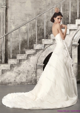 White Sweetheart Ruching Wedding Dresses with Brush Train for 2015