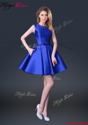 Beautiful Short Bateau Prom Dresses with Bowknot and Beading