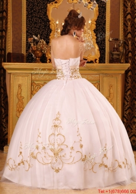 New Style White Ball Gown Strapless Floor Length Quinceanera Dresses