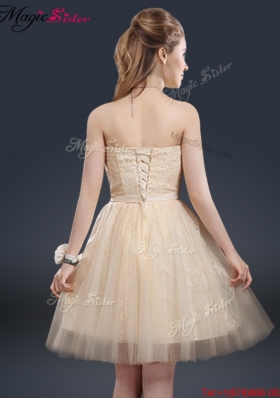 2016 Cheap Strapless Dama Dresses with Appliques and Belt