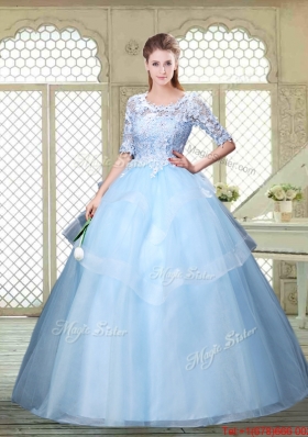 Hot Sale Half Sleeves Scoop Quinceanera Dresses with Lace