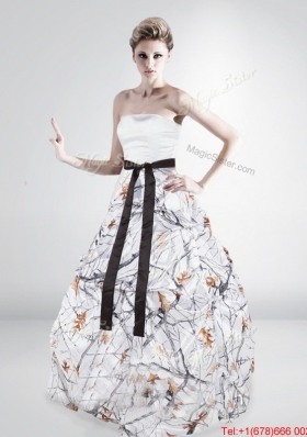 Perfect and Classical Princess Strapless Camo Wedding Dresses with Sashes