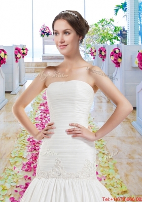 Classical Appliques Mermaid Wedding Gowns with Court Train