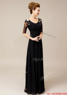 2016 Gorgeous Half Sleeves Laced Black Prom Dresses with V Neck