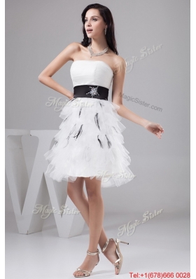 2016 Exquisite Belt and Ruffled Layers White Short Prom Dresses