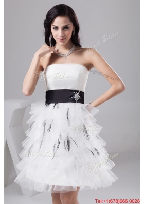 2016 Exquisite Belt and Ruffled Layers White Short Prom Dresses