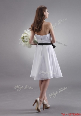 Latest White Strapless Sashes Prom Gowns with Knee Length