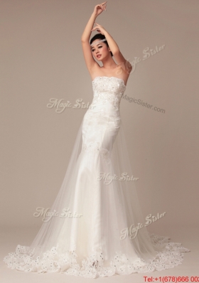 Pretty Luxurious Beading and Lace White Wedding Dress with Court Train