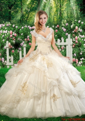 2016 Beautiful Straps Champagne Quinceanera Dresses with Beading and Appliques