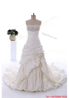 Great Classical Court Train Wedding Dress with Beading