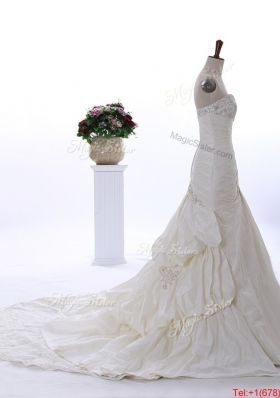 Pretty Custom Made Embroidery Wedding Dresses with Court Train