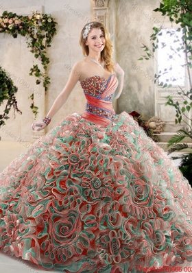 2016 Modest Brush Train Quinceanera Gowns with Beading and Ruffles