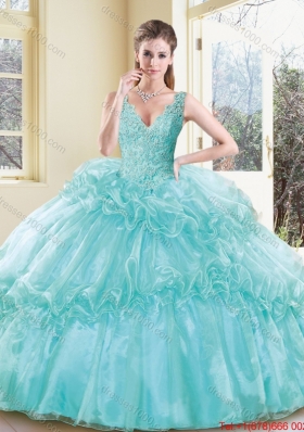 2016 Modest V Neck Quinceanera Dresses with Appliques and Ruffles