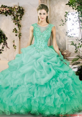 2016 Popular Brush Train Quinceanera Dresses with Appliques and Ruffles