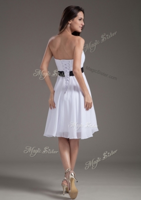 2016 Elegant Strapless Sash White Short Prom Dress for Homecoming