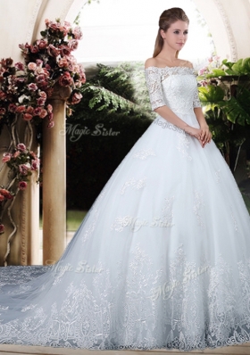 2016 Elegant Ball Gown Off the Shoulder Lace Chapel Train Wedding Dresses with Half Sleeves