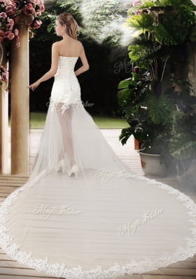 2016 See Through Empire Strapless Appliques Wedding Dresses with Court Train