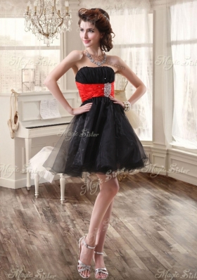 Pretty Zebra Ruffled Red and Black Quinceanera Dress and Beaded Short Dama Dresses