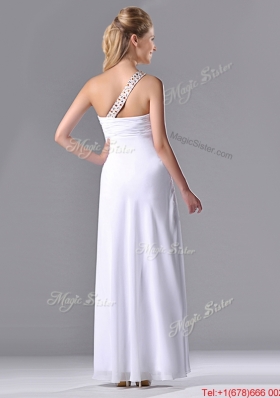 Fashionable Empire One Shoulder Chiffon Side Zipper White Bridesmaid Dress with Beading