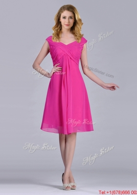 Hot Pink Empire Knee-length Chiffon Ruching Short Bridesmaid Dress for Graduation