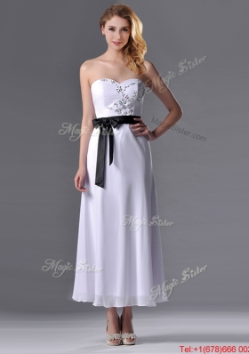 Popular Tea Length White Dama Dress with Appliques and Belt