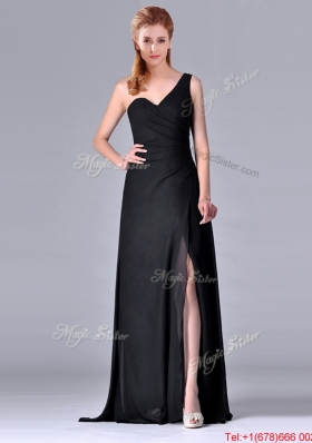 Gorgeous One Shoulder Black Mother of Bride Dress with Ruching and High Slit