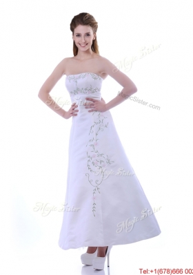 Elegant Ankle Length White Christmas Party Dress with Embroidery and Beading