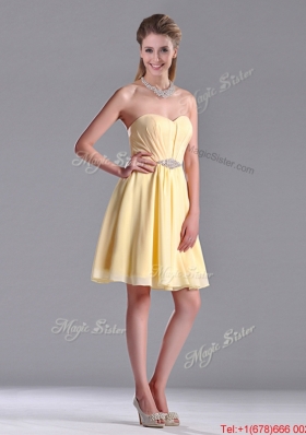 Popular Empire Chiffon Yellow Short Bridesmaid Dress with Beading