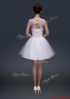 2016 Pretty Short Scoop Appliques Prom Dresses in White