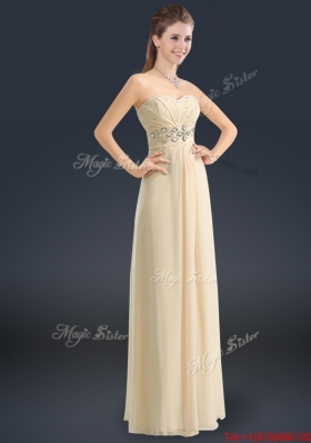 Latest Sweetheart Beading Prom Dresses in Champagne