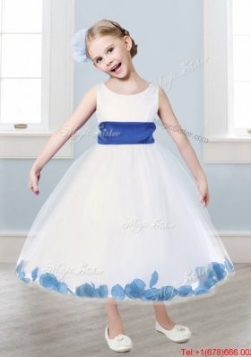 Beautiful Scoop White Flower Girl Dress with Hand Made Flowers and Appliques