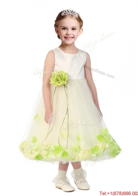 Popular Scoop Tulle Girls Party Dress with Hand Made Flowers and Appliques